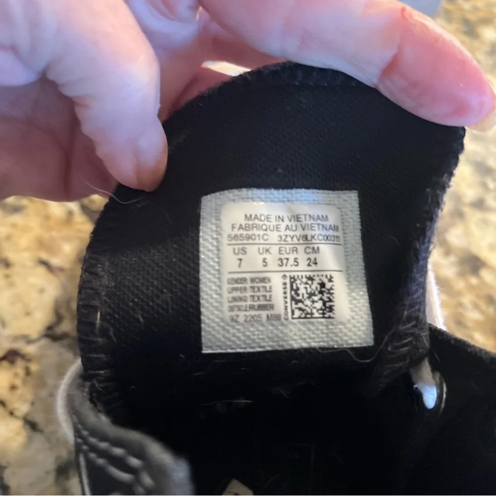 Converse women’s Black and White High-Top Sneakers - Picture 6 of 7